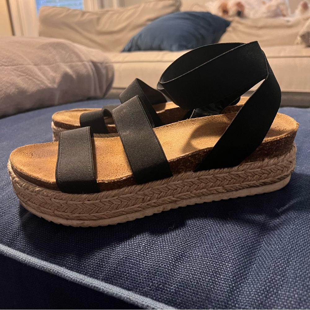 STEVE MADDEN Kimmie Platform Sandals - Black - Size 8 Women’s